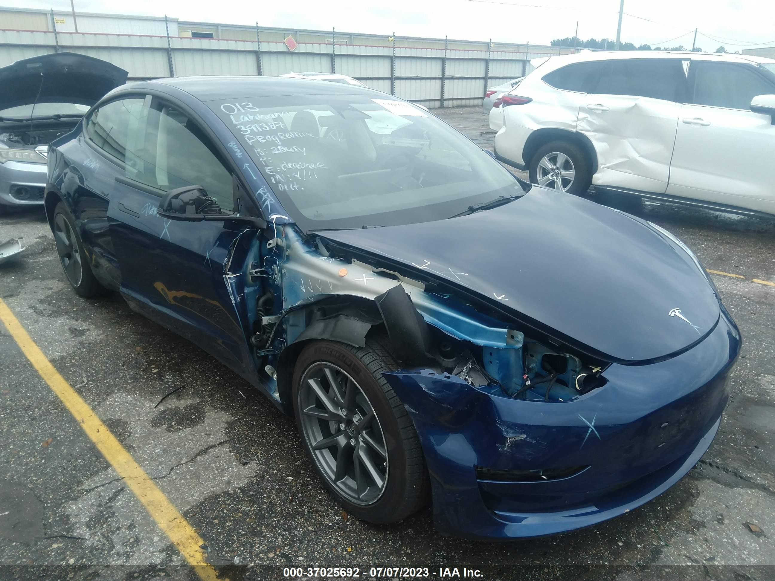 TESLA MODEL 3 2023 5yj3e1eb4pf391387