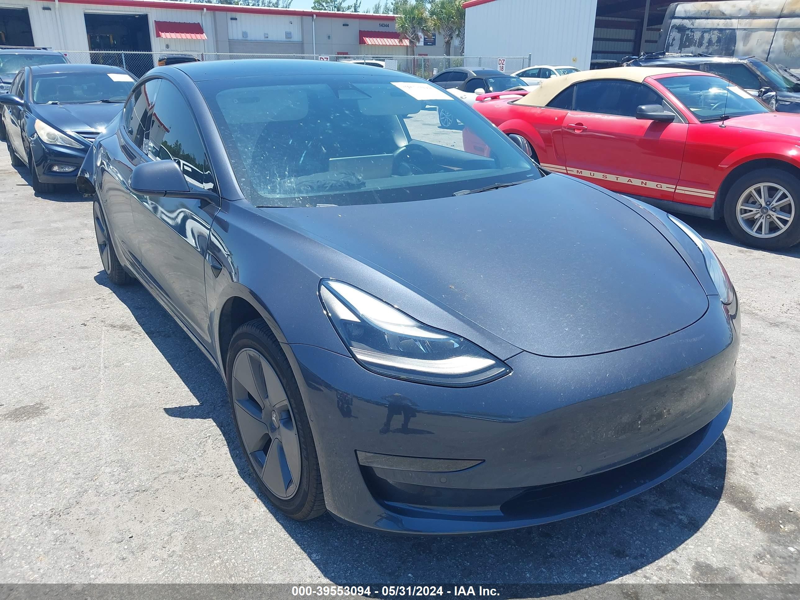 TESLA MODEL 3 2022 5yj3e1eb5nf119525