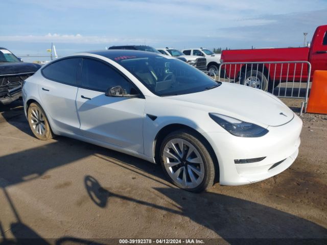 TESLA MODEL 3 2022 5yj3e1eb5nf122196