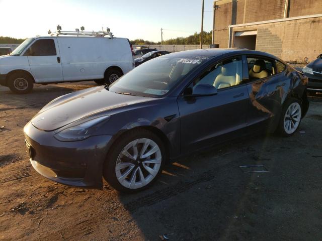 TESLA MODEL 3 2022 5yj3e1eb5nf185136