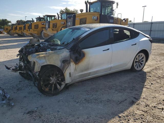 TESLA MODEL 3 2022 5yj3e1eb5nf246887