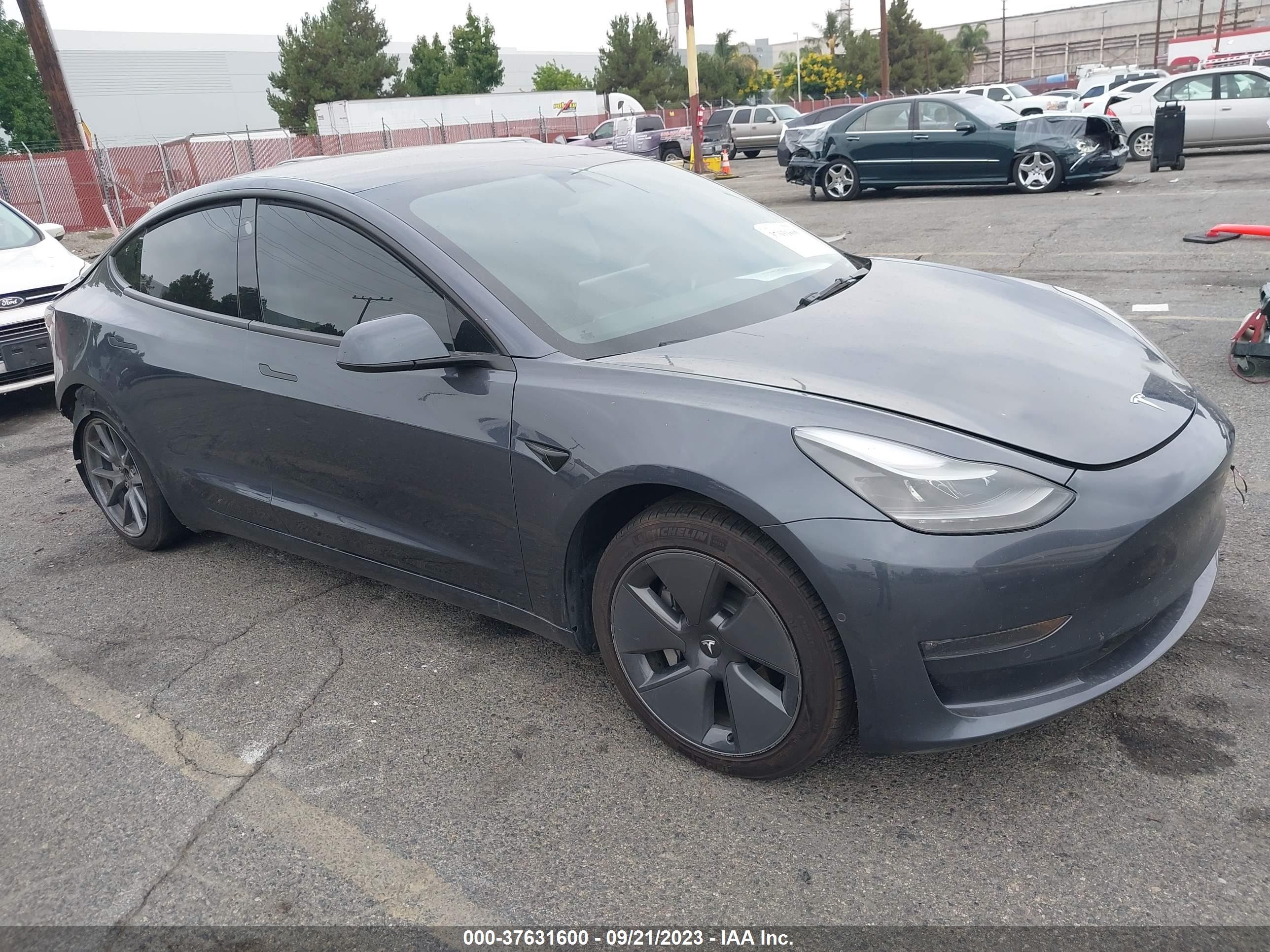 TESLA MODEL 3 2022 5yj3e1eb5nf251247