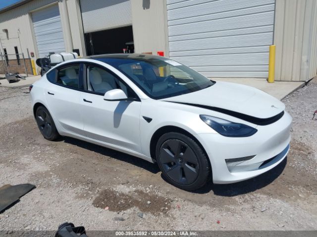 TESLA MODEL 3 2022 5yj3e1eb5nf270817