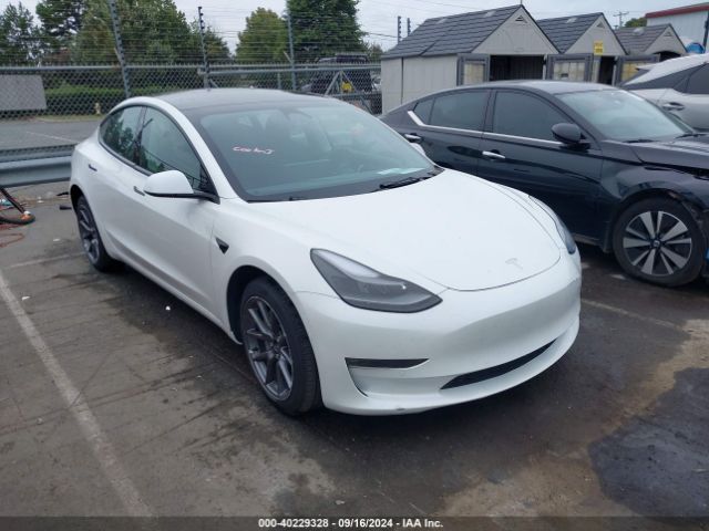 TESLA MODEL 3 2022 5yj3e1eb5nf339229