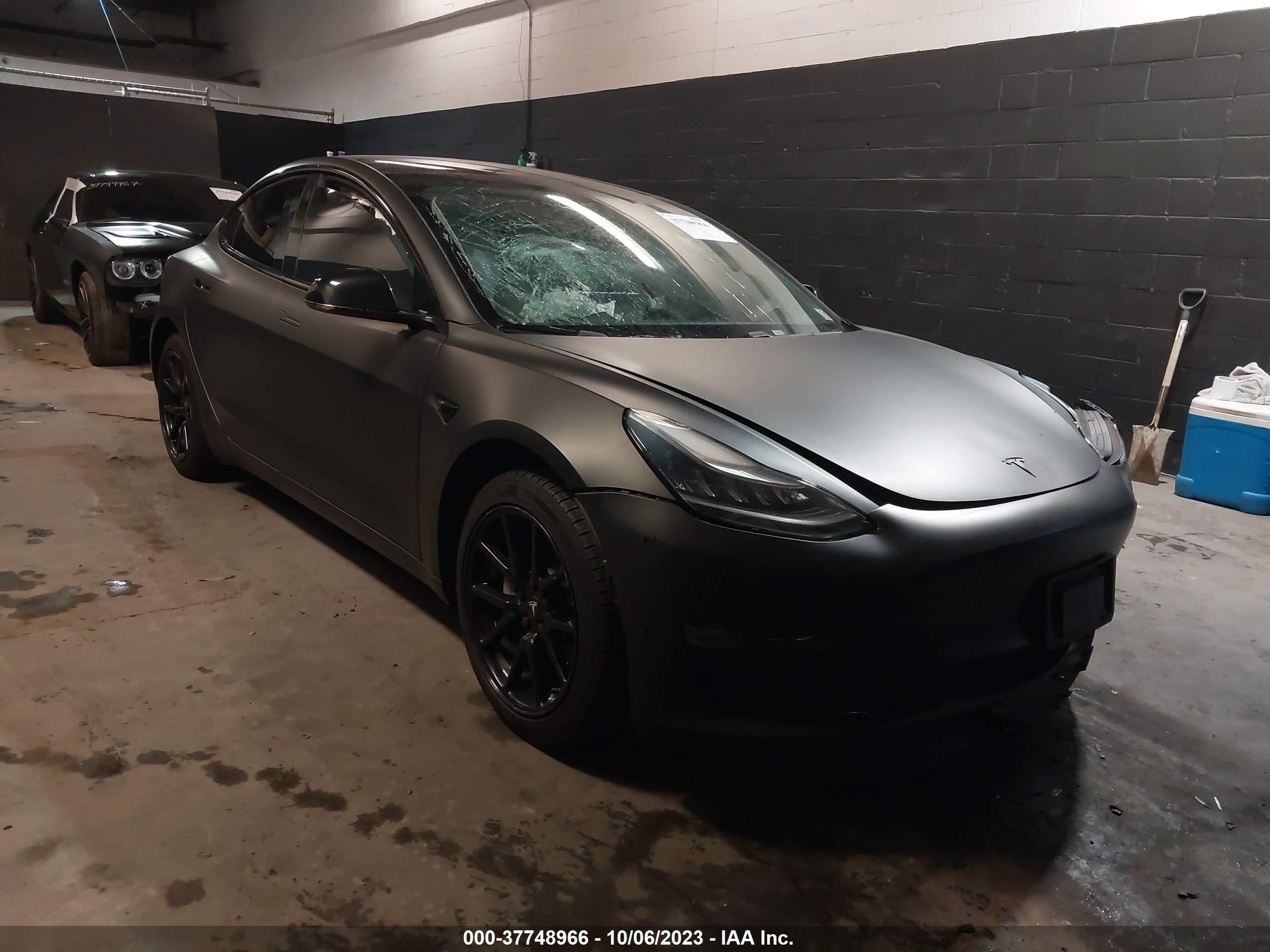 TESLA MODEL 3 2018 5yj3e1eb6jf184264