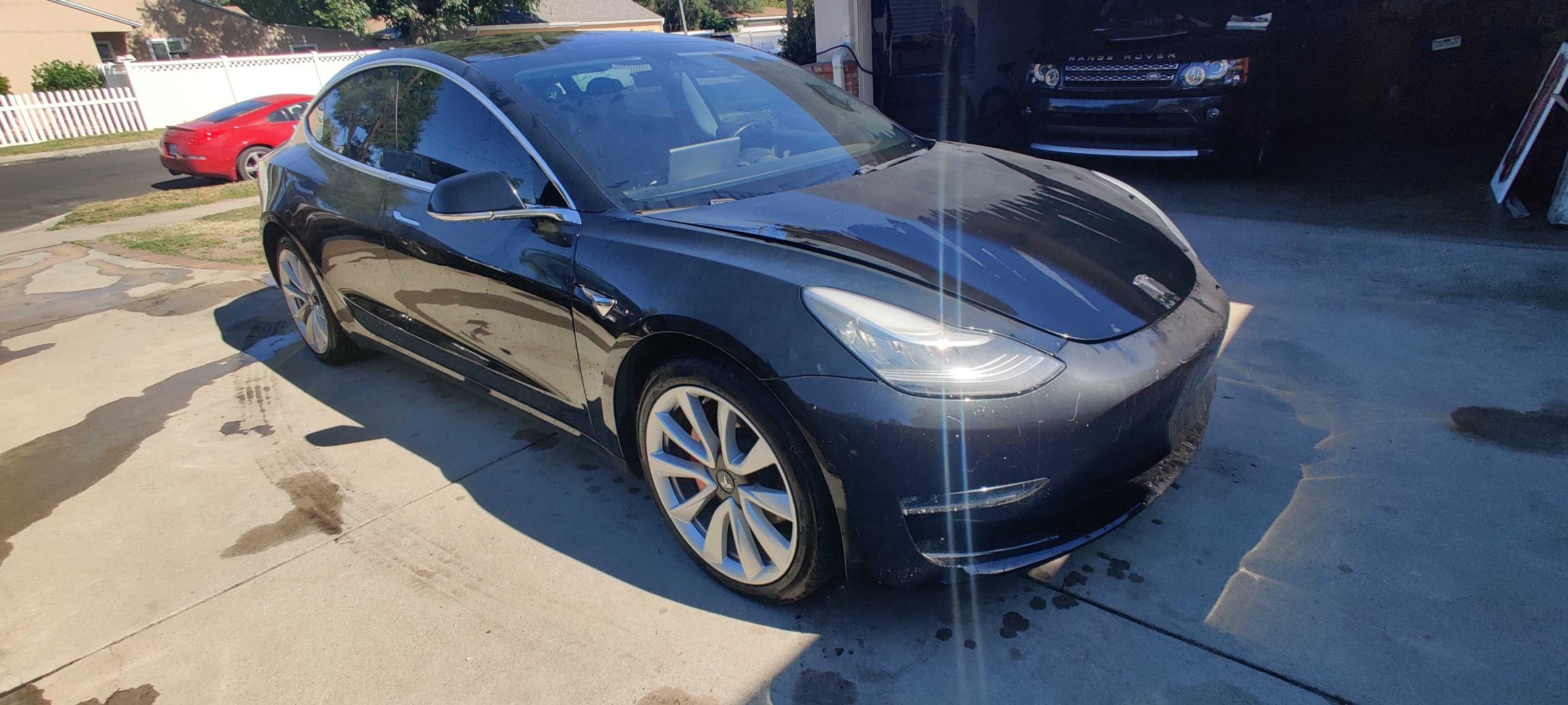 TESLA MODEL 3 2018 5yj3e1eb6jf187620