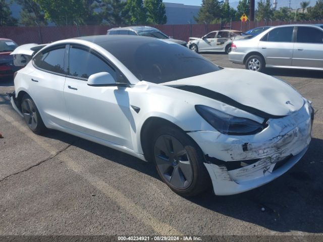 TESLA MODEL 3 2022 5yj3e1eb6nf271510