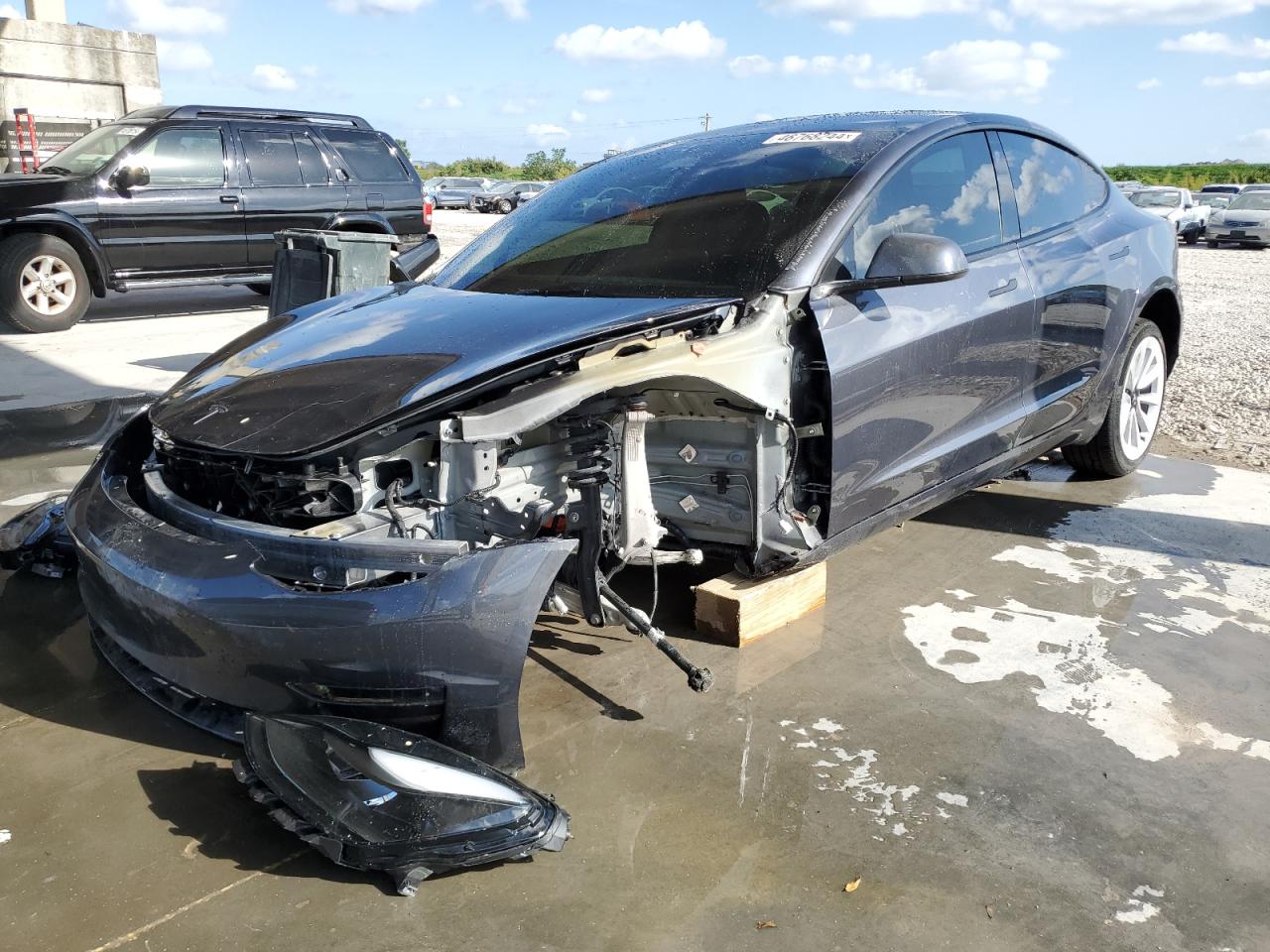 TESLA MODEL 3 2023 5yj3e1eb6pf631894