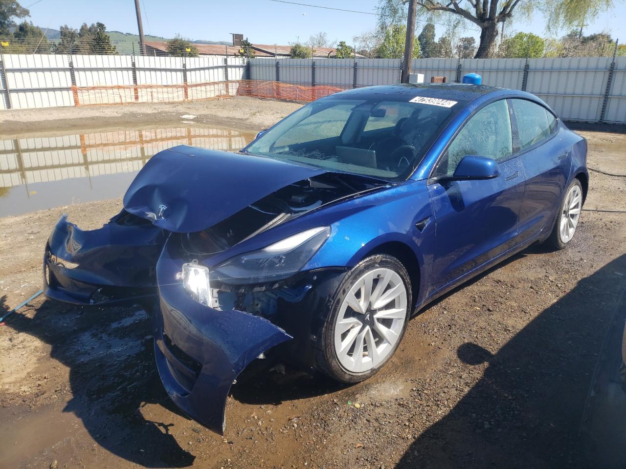 TESLA MODEL 3 2022 5yj3e1eb7nf144202