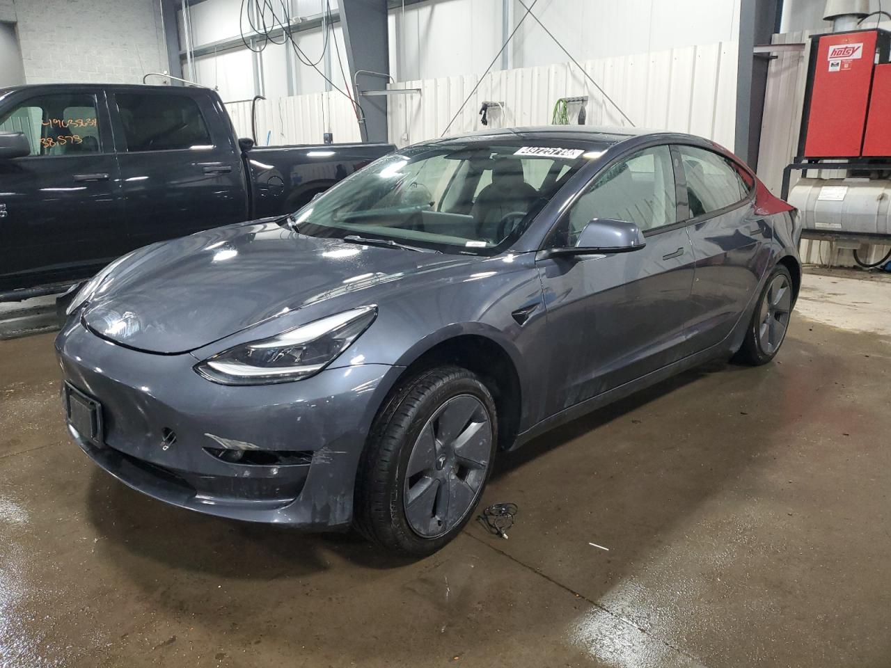 TESLA MODEL 3 2022 5yj3e1eb7nf185946