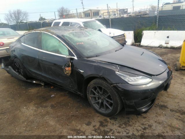 TESLA MODEL 3 2019 5yj3e1eb8kf418017