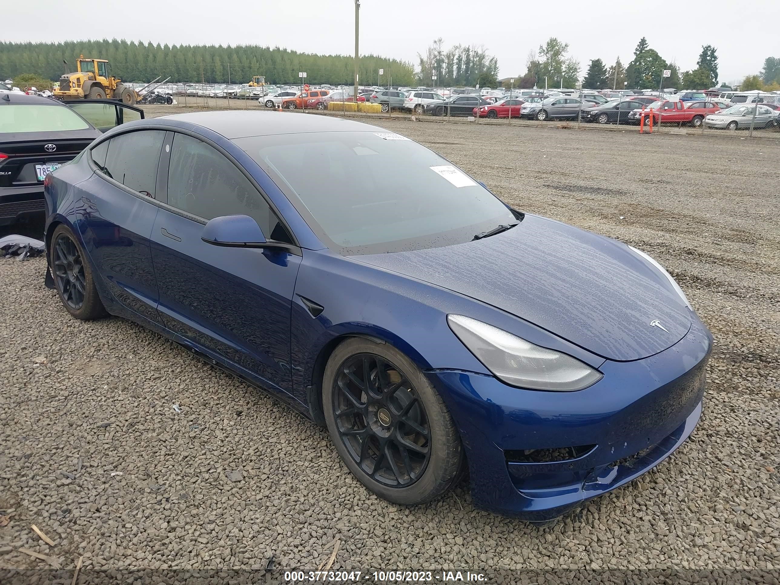 TESLA MODEL 3 2022 5yj3e1eb8nf164006