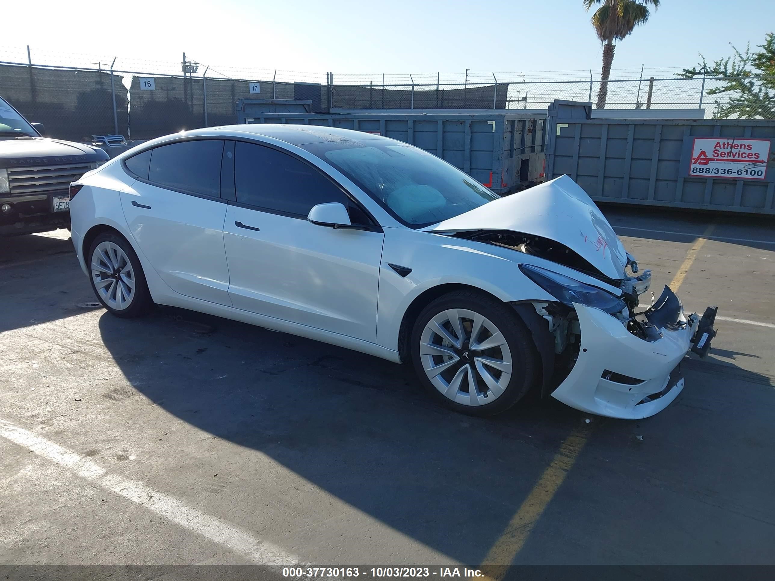 TESLA MODEL 3 2022 5yj3e1eb8nf211521