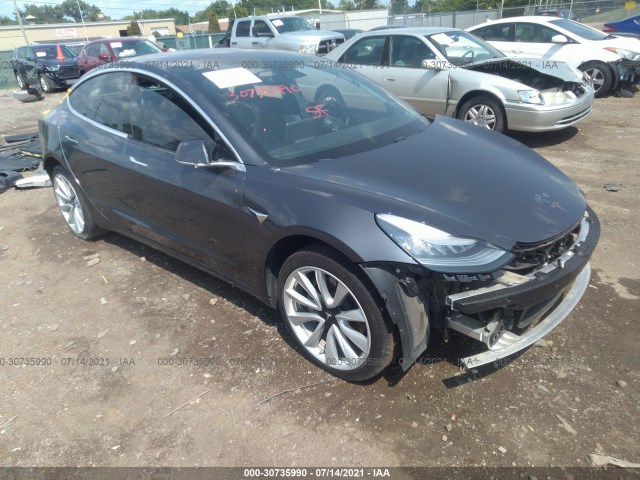 TESLA MODEL 3 2018 5yj3e1eb9jf090623