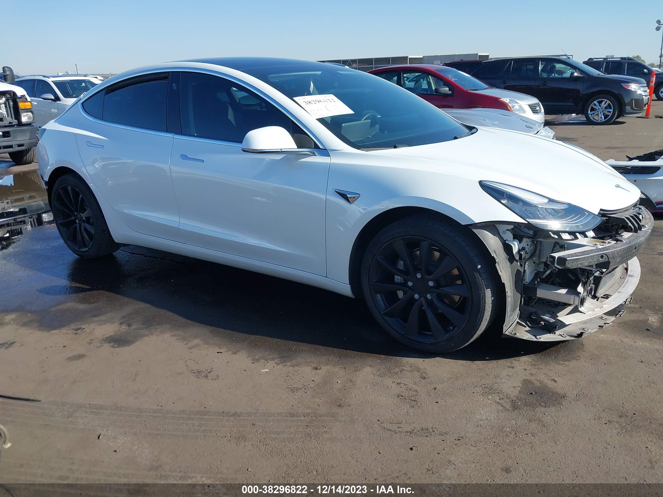 TESLA MODEL 3 2020 5yj3e1eb9lf520928