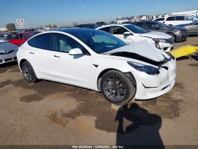 TESLA MODEL 3 2022 5yj3e1eb9nf133945