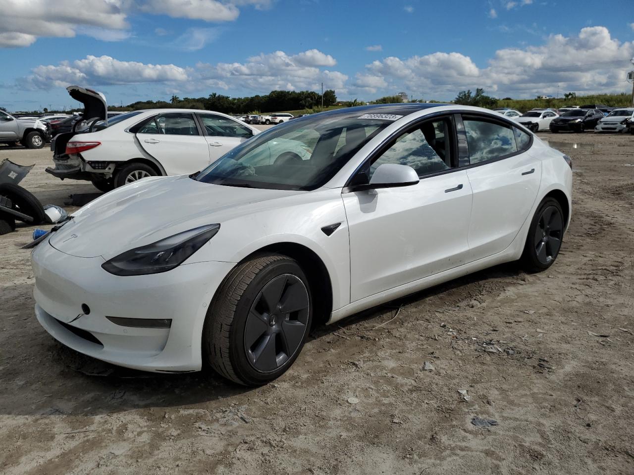 TESLA MODEL 3 2022 5yj3e1eb9nf170834