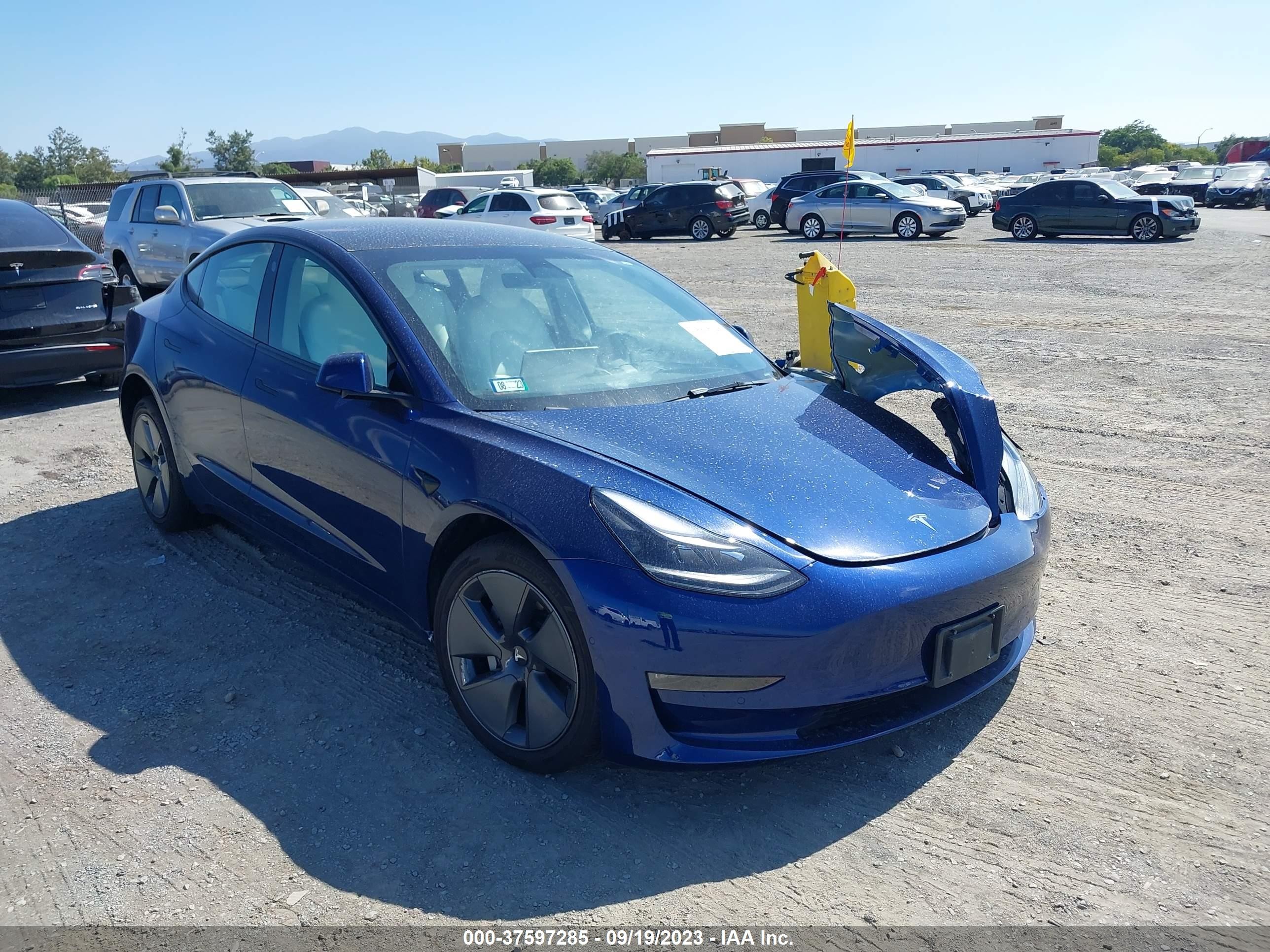 TESLA MODEL 3 2022 5yj3e1eb9nf251624