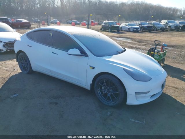 TESLA MODEL 3 2022 5yj3e1eb9nf353781