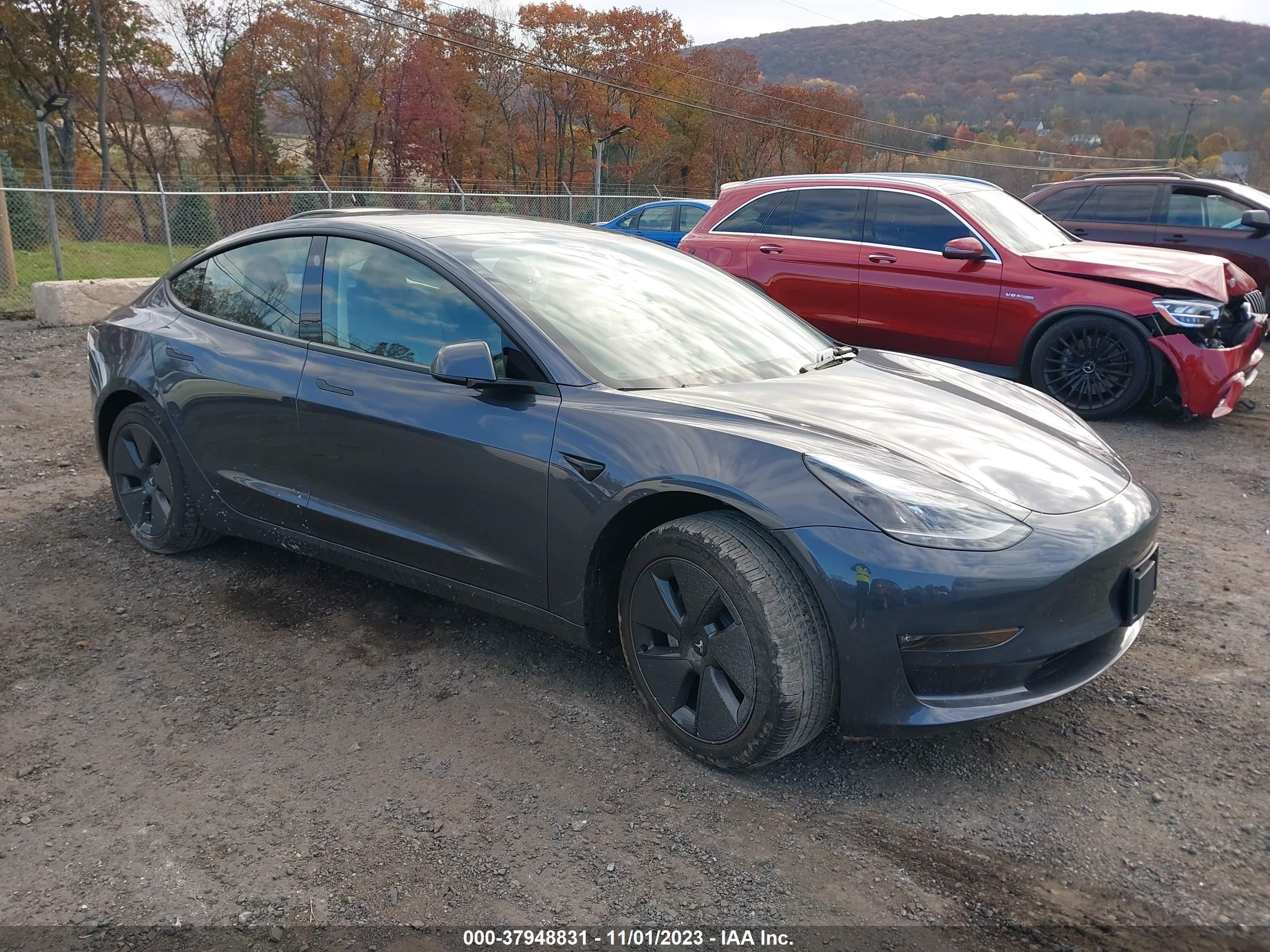 TESLA MODEL 3 2023 5yj3e1eb9pf626141