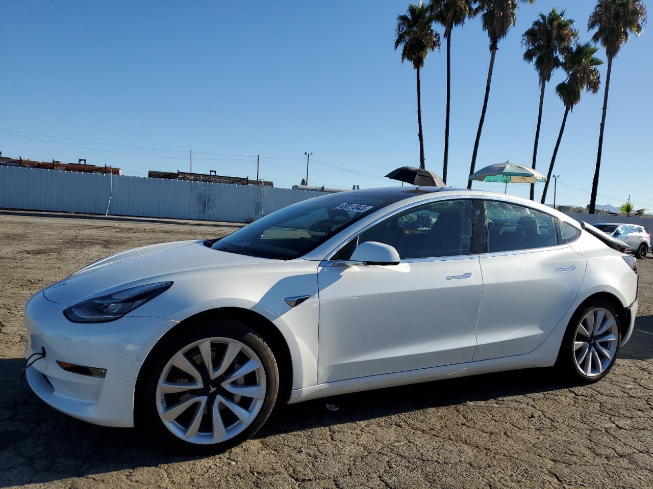 TESLA MODEL 3 2018 5yj3e1ebxjf067738