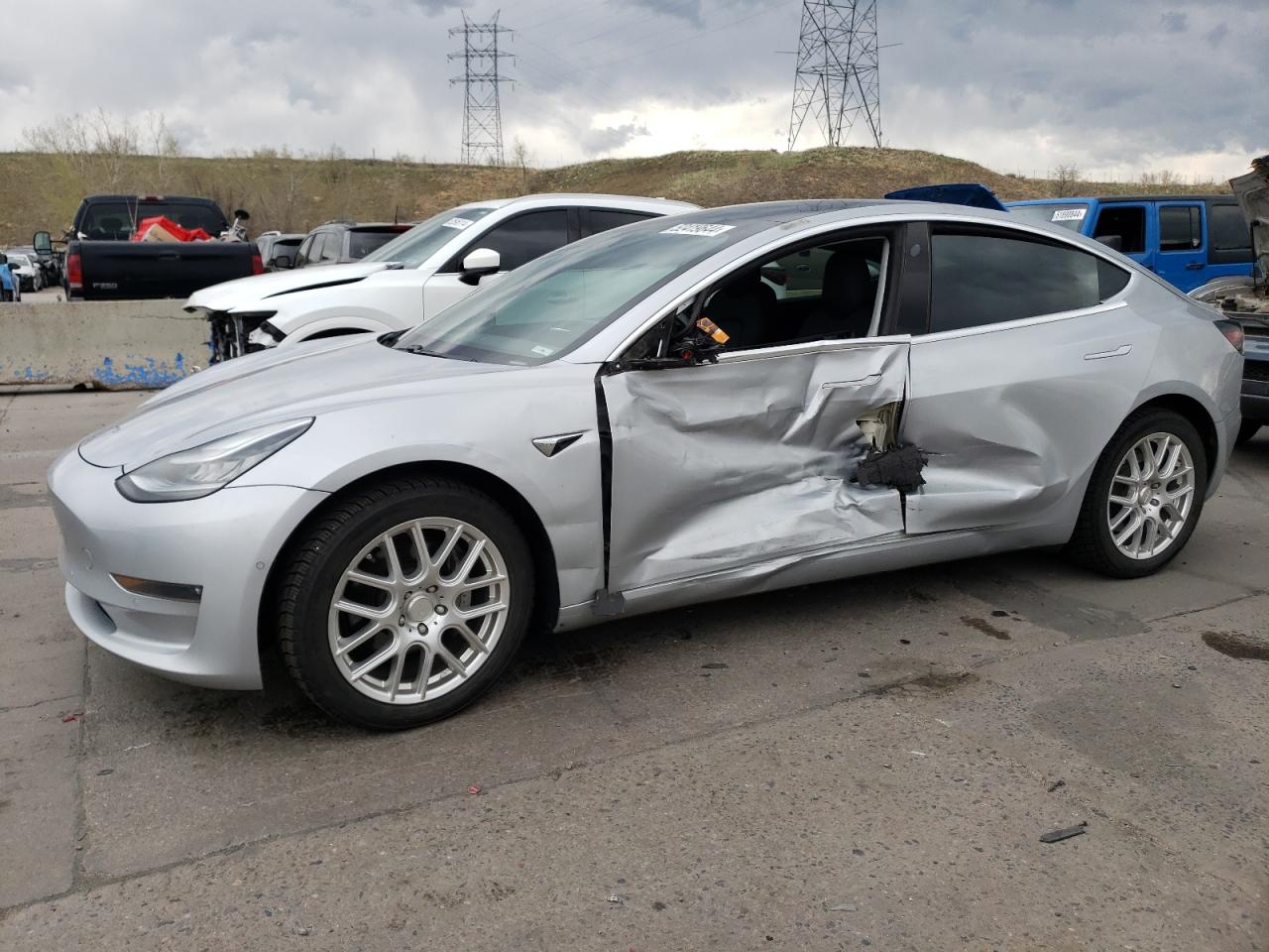 TESLA MODEL 3 2018 5yj3e1ebxjf117005