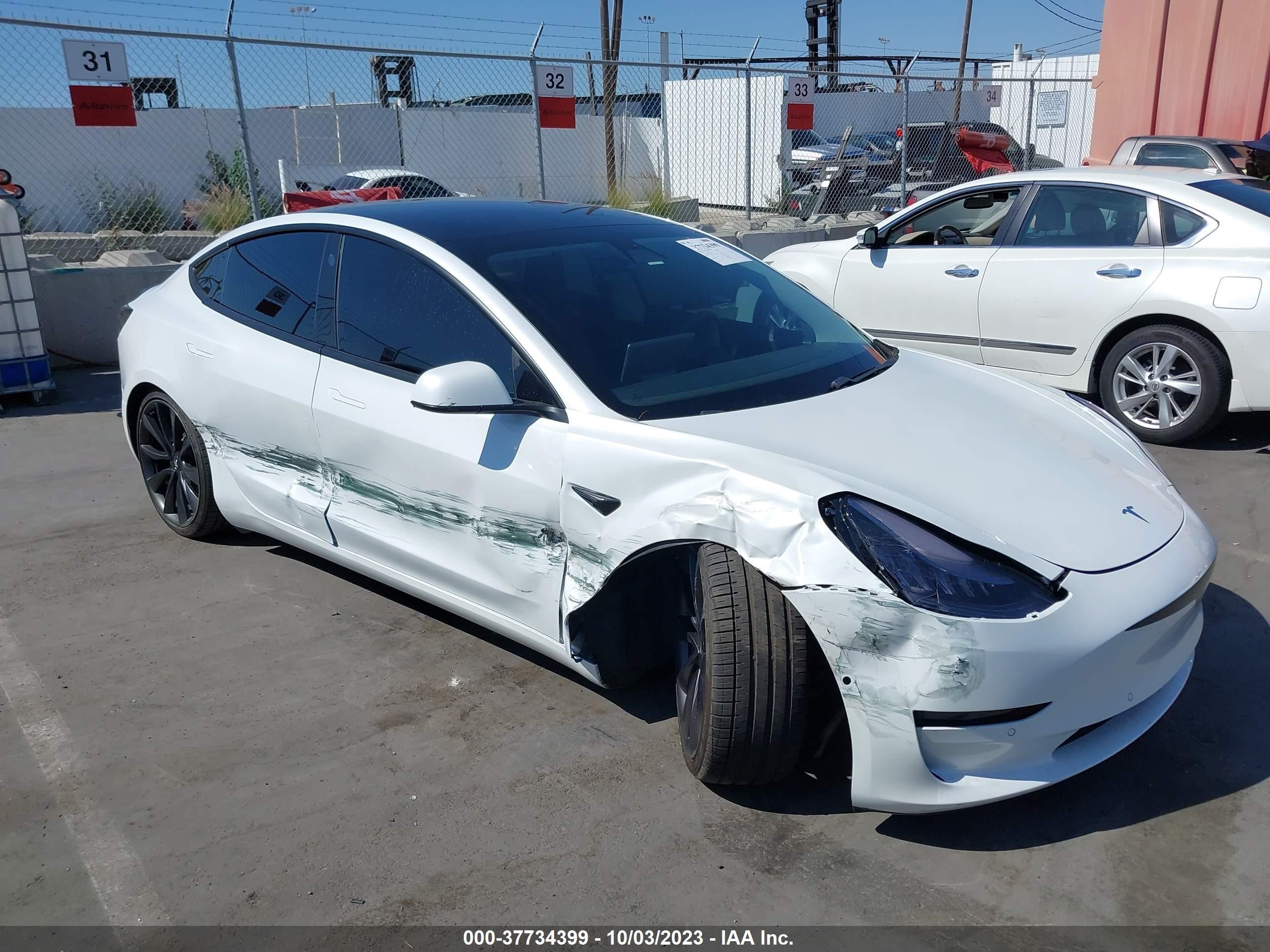 TESLA MODEL 3 2020 5yj3e1ec5lf722481