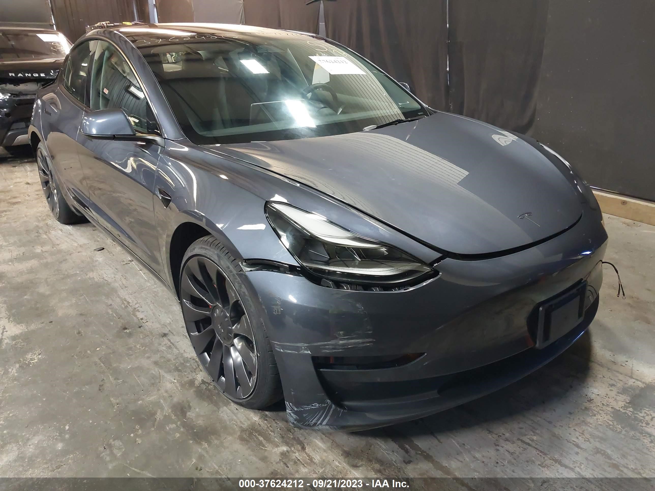 TESLA MODEL 3 2023 5yj3e1ec5pf559076