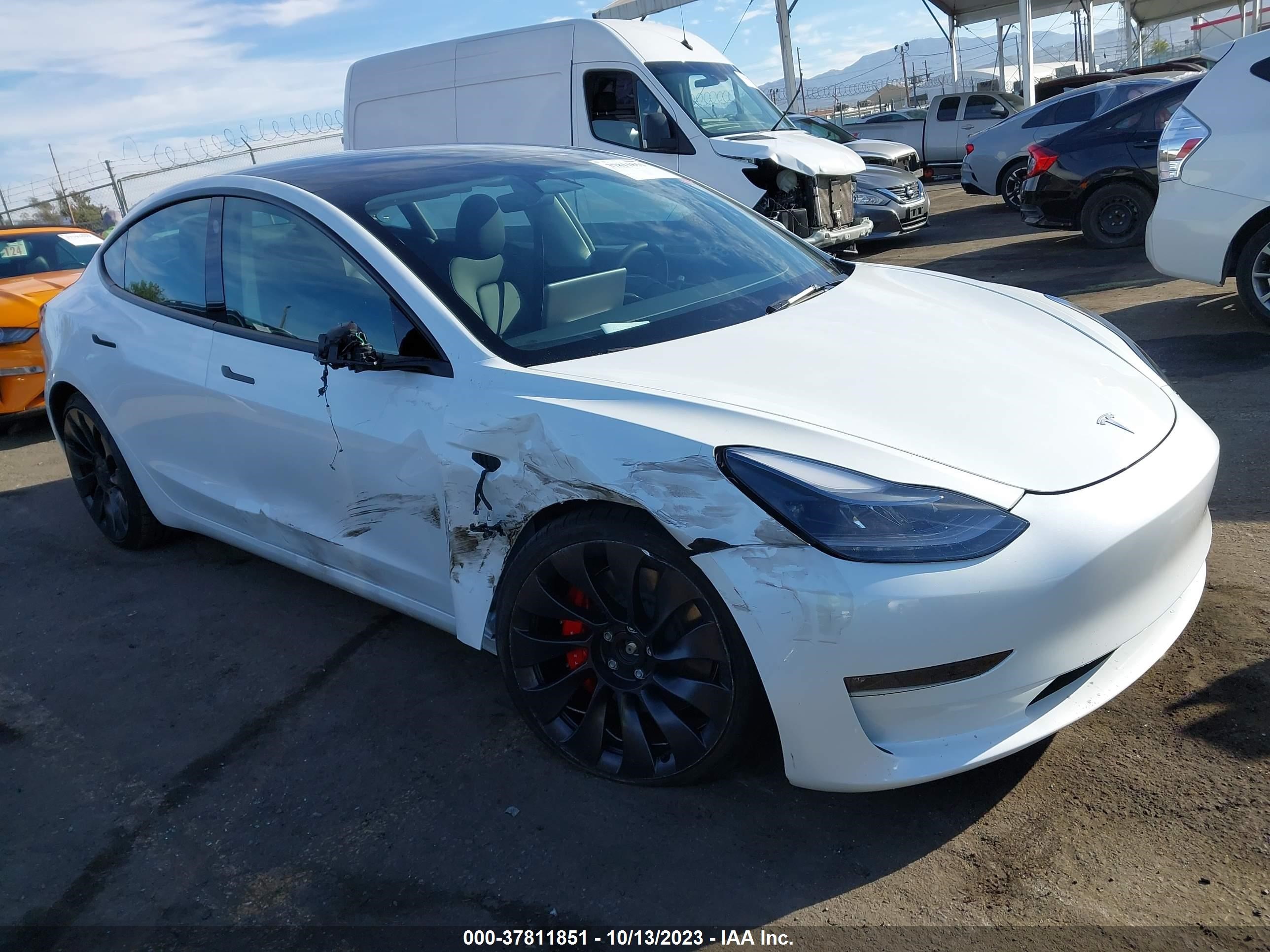 TESLA MODEL 3 2023 5yj3e1ec6pf621567