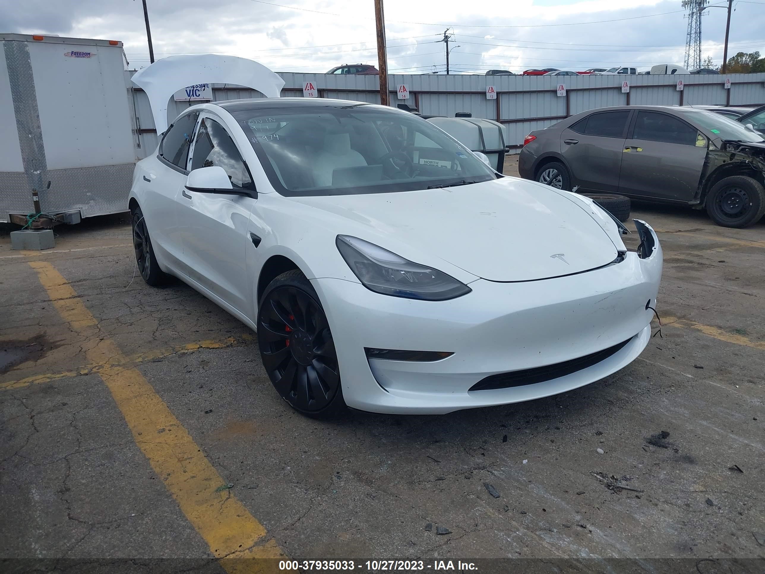 TESLA MODEL 3 2023 5yj3e1ec7pf551111