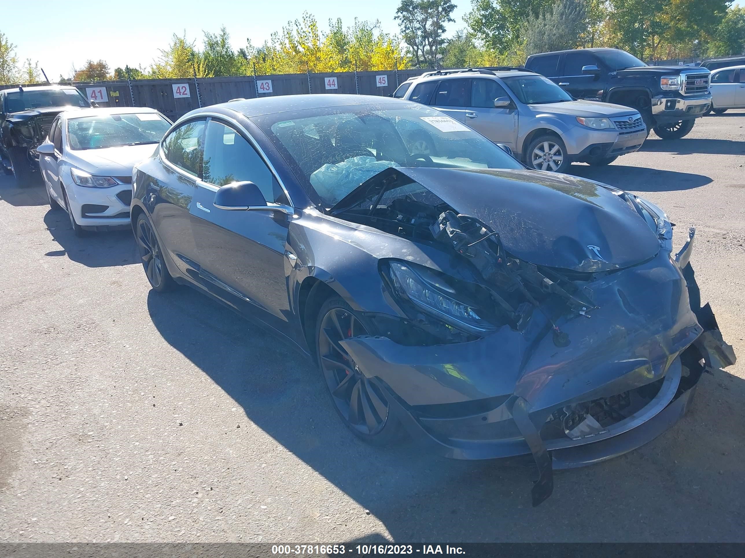 TESLA MODEL 3 2020 5yj3e1ecxlf623753