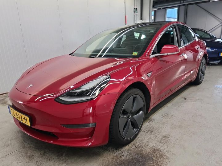 TESLA 3 2019 5yj3e7ea4kf343777