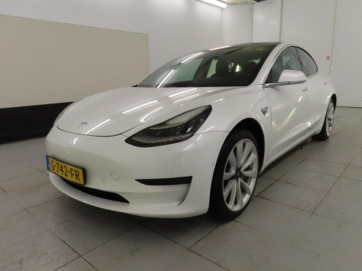 TESLA MODEL 3 2019 5yj3e7ea4kf516486