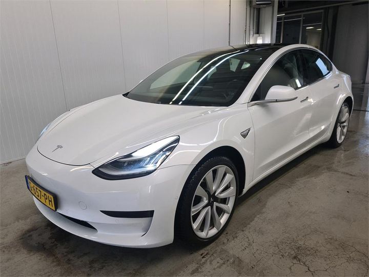 TESLA 3 2019 5yj3e7ea5lf523111