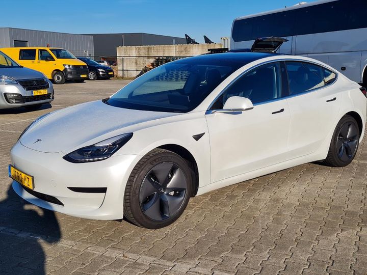 TESLA MODEL 2020 5yj3e7ea5lf779426