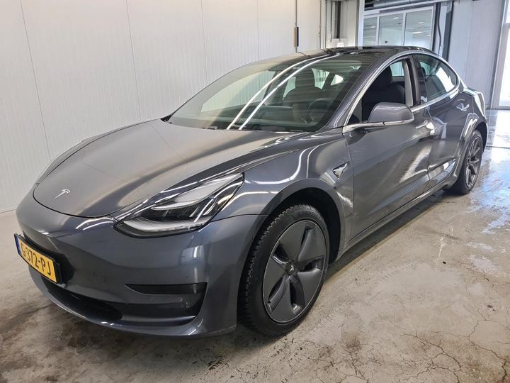 TESLA 3 2019 5yj3e7ea6lf551709