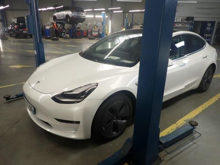 TESLA MODEL 3 2020 5yj3e7eb2lf567835