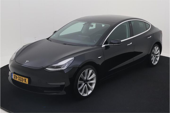 TESLA MODEL 2019 5yj3e7eb3kf261435