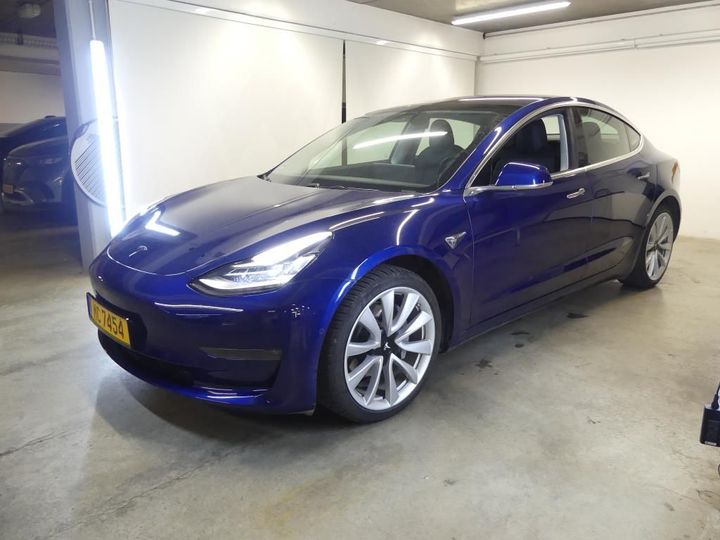 TESLA MODEL 3 2019 5yj3e7eb4kf233918