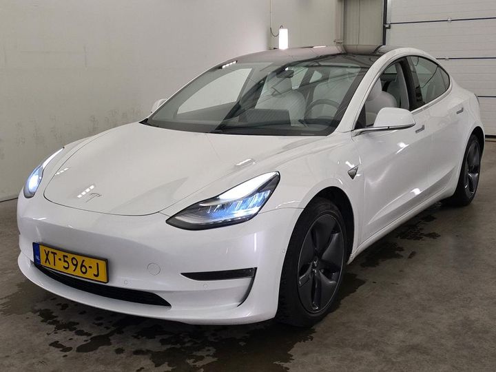 TESLA MODEL 2019 5yj3e7eb5kf203309