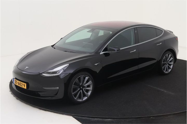 TESLA MODEL 2019 5yj3e7eb5kf239775