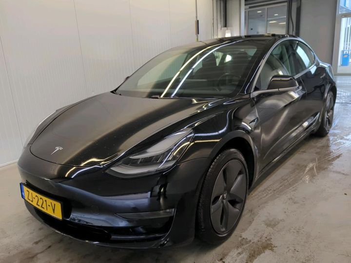 TESLA 3 2019 5yj3e7eb5kf333123