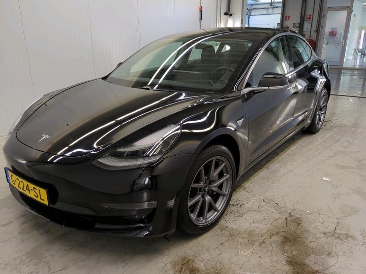 TESLA 3 2019 5yj3e7eb5lf589392