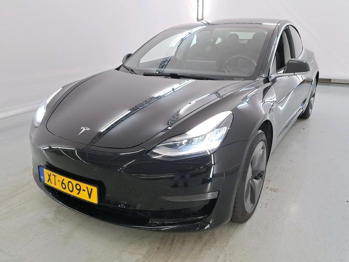 TESLA MODEL 2019 5yj3e7eb7kf242404