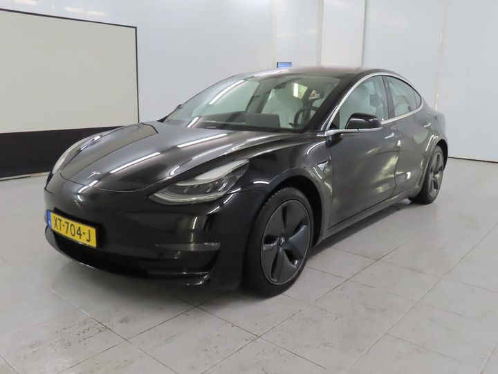 TESLA MODEL 3 2019 5yj3e7eb8kf215969