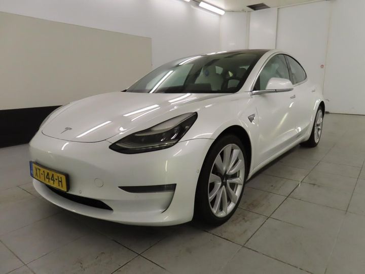 TESLA MODEL 3 2019 5yj3e7eb8kf218273