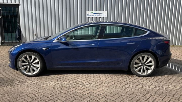 TESLA MODEL 3 2019 5yj3e7ebxkf241117