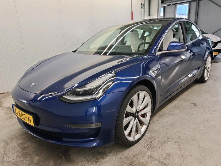 TESLA 3 2019 5yj3e7ebxkf342562