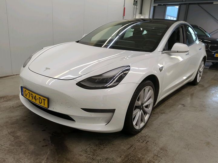 TESLA 3 2019 5yj3e7ebxkf456917