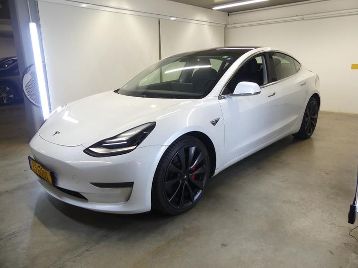 TESLA MODEL 3 2020 5yj3e7ec0lf682877